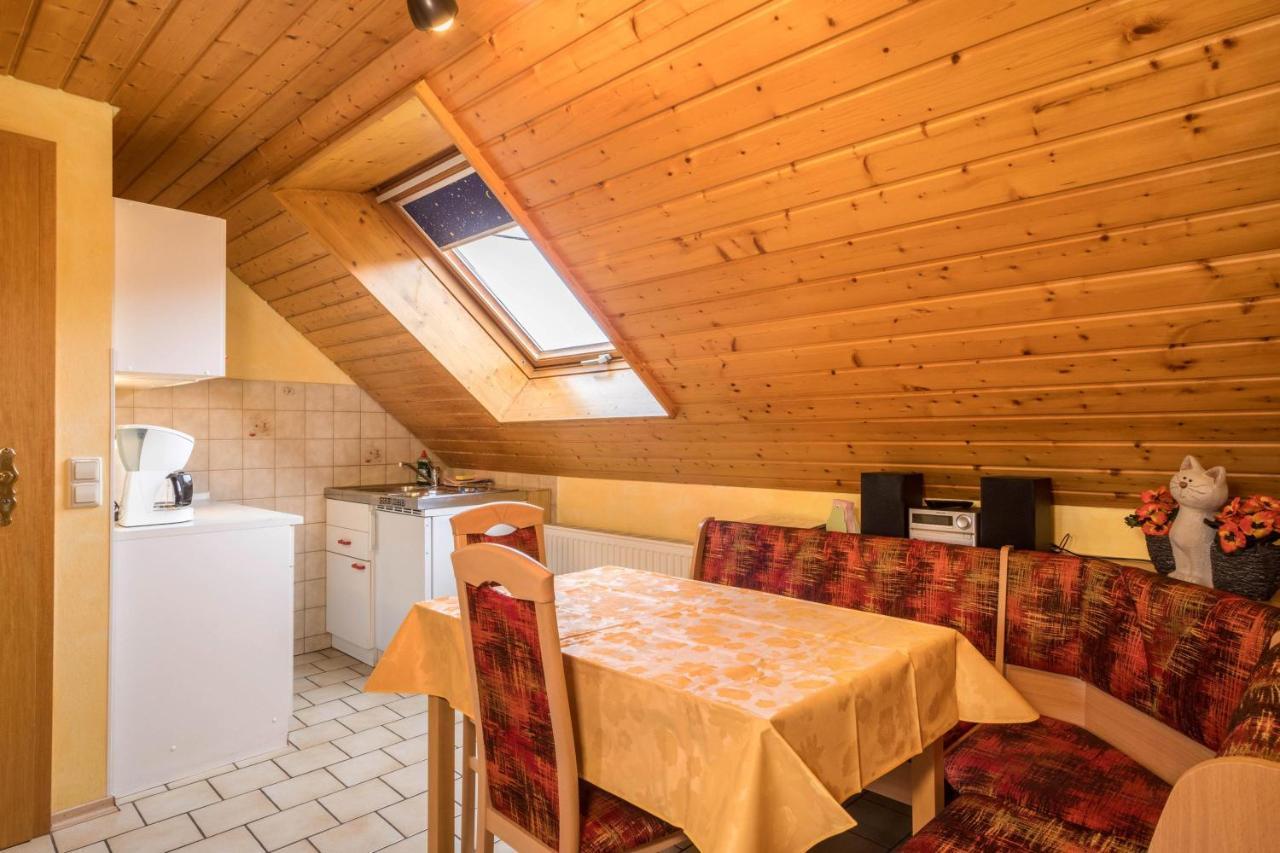 Appartamento Zapfs Bauernhof Stiefmuetterchen Tettnang Esterno foto