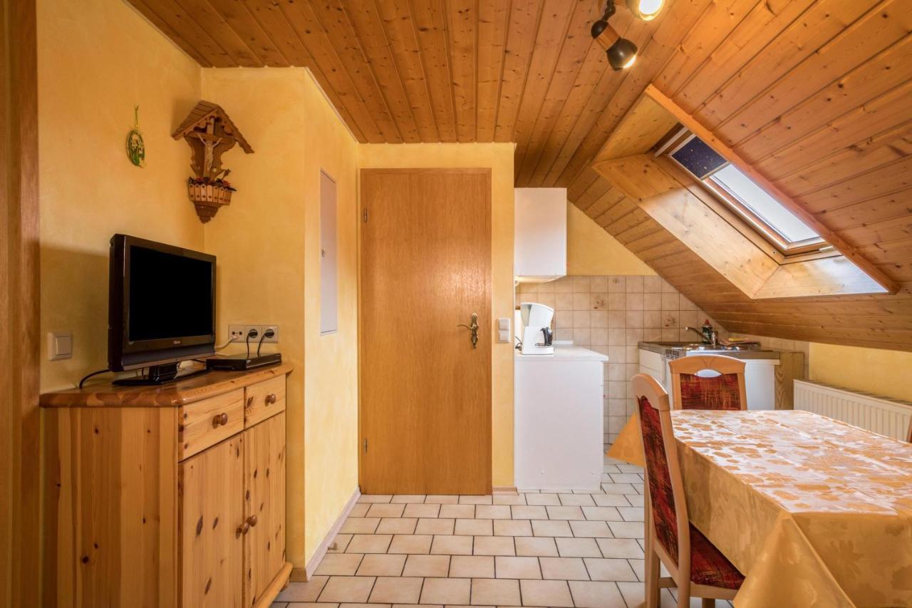 Appartamento Zapfs Bauernhof Stiefmuetterchen Tettnang Esterno foto